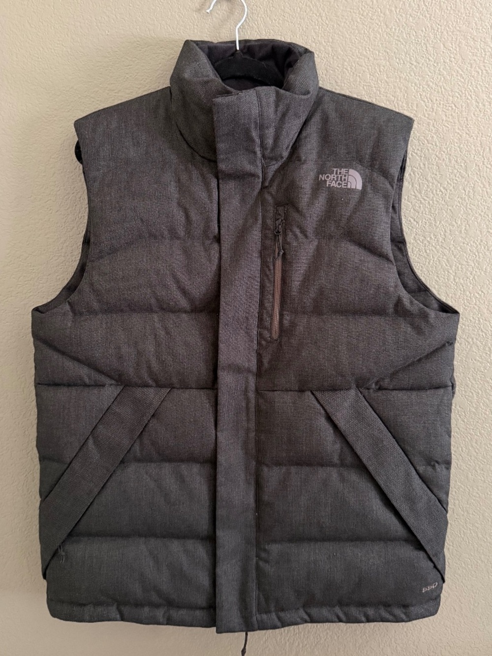 NEVERWORN Mens The North Face Forest Green Puffer Vest Medium
